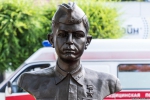 На Аллее Героев города Маркса состоялось памятное мероприятие, посвященное 95-летию со дня рождения Героя Советского Союза Венцова Владимира