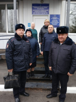 Полицейские в гостях у детей дома-интерната *** Саратовская область, город Маркс - декабрь 2024 год (marksadm.ru)