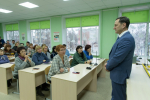 Глава района Дмитрий Романов встретился с коллективом СШ № 4 г. Маркса *** Саратовская область, город Маркс - декабрь 2024 год (marksadm.ru)