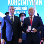 Делегация Марксовского района приняла участие в торжественном мероприятии, посвящённом Дню Конституции Российской Федерации, которое прошло в Правительстве Саратовской области *** Саратовская область, город Маркс - декабрь 2024 год (marksadm.ru)
