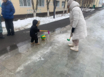 Сегодня в городе Марксе на Русской площади прошли "Веселые старты" *** Саратовская область, город Маркс - январь 2025 год (marksadm.ru)