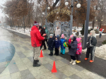 Сегодня в городе Марксе на Русской площади прошли "Веселые старты" *** Саратовская область, город Маркс - январь 2025 год (marksadm.ru)
