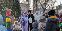 Центр внешкольной работы г. Маркса провел на Русской площади игровую программу "Новогодние забавы" *** Саратовская область, город Маркс - январь 2025 год (marksadm.ru) - Марксовский район