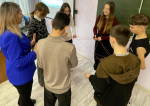 В Центральной библиотеке Маркса для учащихся 7В класса МОУ СОШ № 4 сотрудники провели тренинг "Мы против террора" *** Саратовская область, город Маркс - март 2025 год (marksadm.ru)