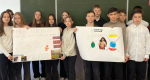 В Центральной библиотеке Маркса для учащихся 7В класса МОУ СОШ № 4 сотрудники провели тренинг "Мы против террора" *** Саратовская область, город Маркс - март 2025 год (marksadm.ru)