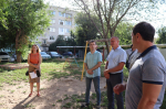 Встреча главы Марксовского муниципального района Д. Н. Романова с жителями многоквартирных домов №№ 57, 87 по пр. Ленина и МКЖД № 154 по ул. Колхозная *** Саратовская область, город Маркс - август 2025 год (marksadm.ru)