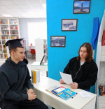 В преддверии Дня российского студенчества сотрудники Центральной библиотеки организовали и провели яркую конкурсно-игровую программу "Ученье - свет!" *** Саратовская область, город Маркс - январь 2026 год (marksadm.ru)