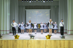 Сегодня в Марксовском районе прозвенели "Последние звонки", на двух праздничных линейках, в Каменской и Павловской школах побывала глава района Вера Прохорова *** Саратовская область, город Маркс - май 2026 год (marksadm.ru)