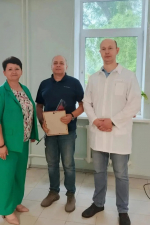 В преддверии Дня медицинского работника в нашей больнице прошло праздничное мероприятие, посвященное обновлению Доски Почета *** Саратовская область, город Маркс - июнь 2026 год (marksadm.ru)