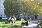 В Марксовском районе прошёл субботник по благоустройству. На уборку общественных территорий и участков вышли более 400 человек *** Саратовская область, город Маркс - октябрь 2026 год (marksadm.ru)